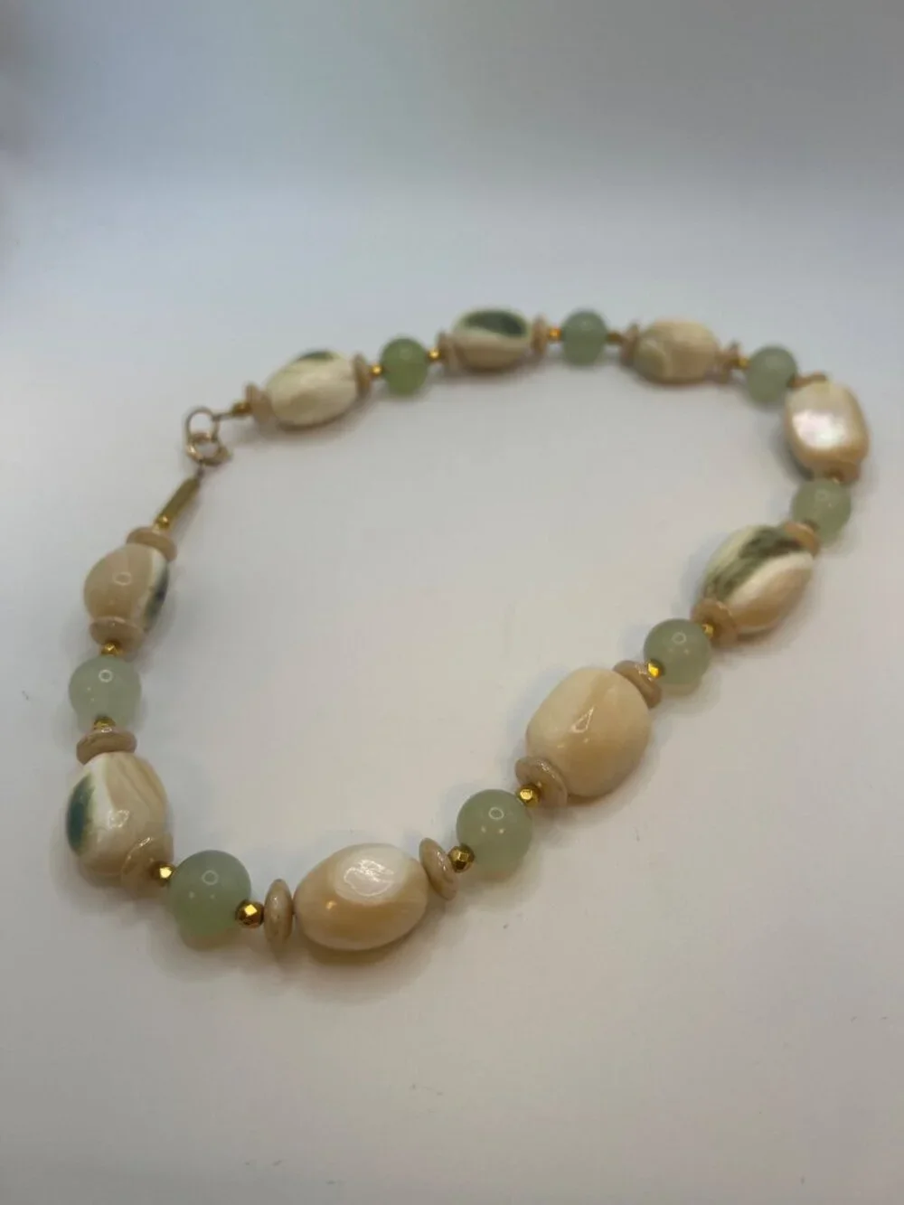 Agate Faux ?? Beaded Necklace With Gold Accents  18 Inches Long